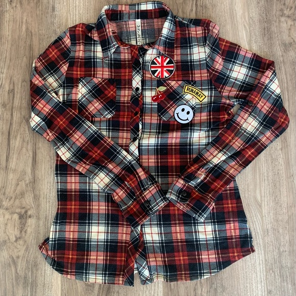 RNB top with patches - Picture 2 of 9